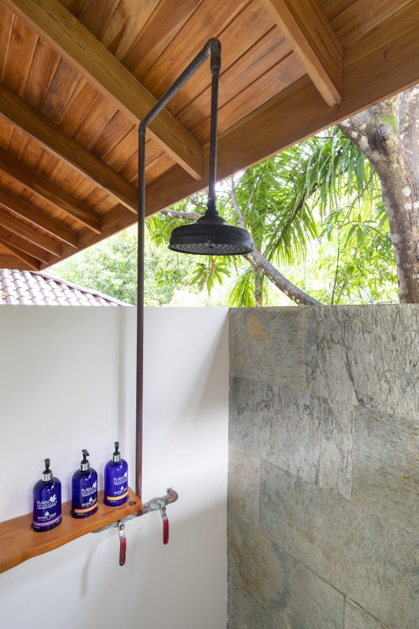 King Bungalow - Image 12