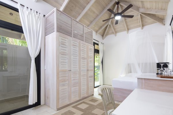 Jungle Room - Image 6